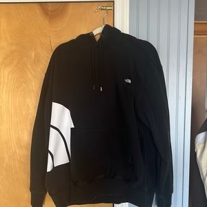 Northface hoodie. Size L